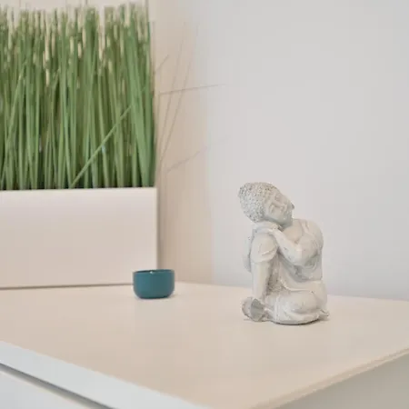 Noack Apartment *